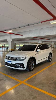 VOLKSWAGEN TIGUAN 2.0 350 TSI GASOLINA ALLSPACE R-LINE 4MOTION DSG VOLKSWAGEN TIGUAN 2.0 350 TSI GASOLINA ALLSPACE R-LINE 4MOTION DSG